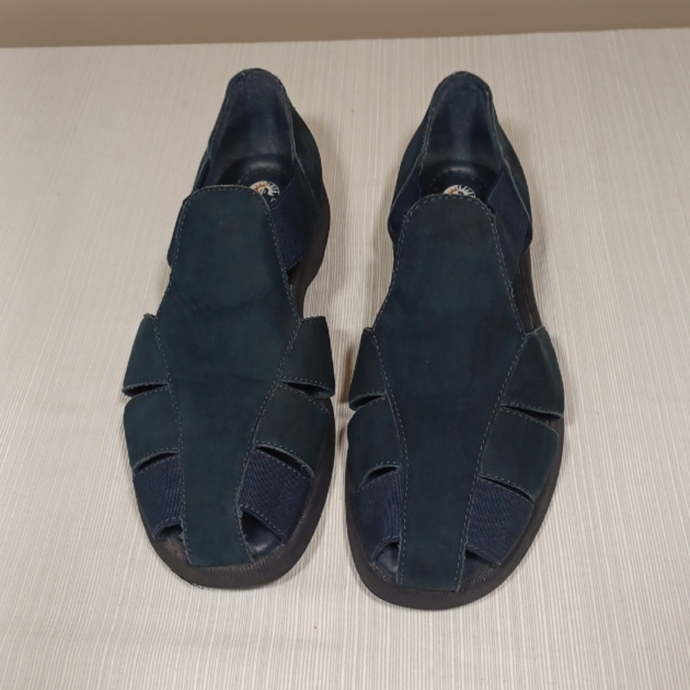 Sz 8.5 Navy Leather Earth Shoe